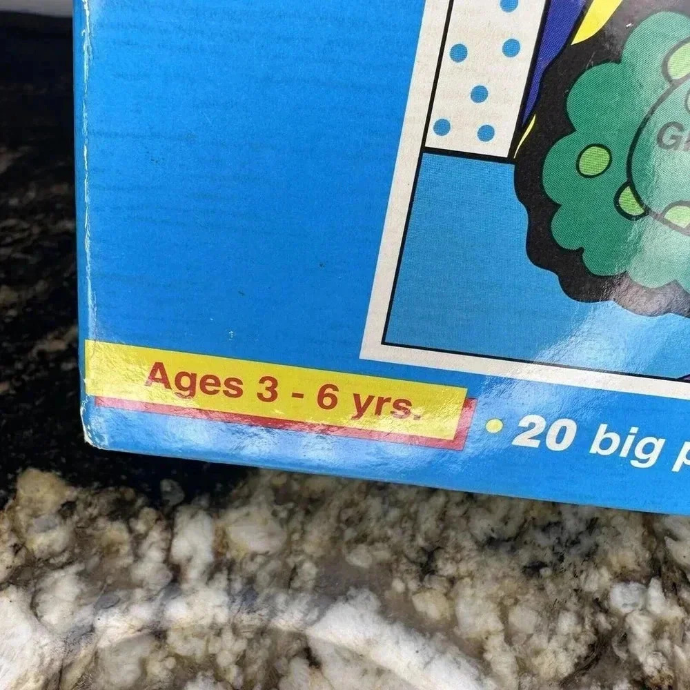 Vintage Fisher-Price LEARNING SHAPES Jigsaw PUZZLE Little People Age 3-6 - Picture 5 of 10